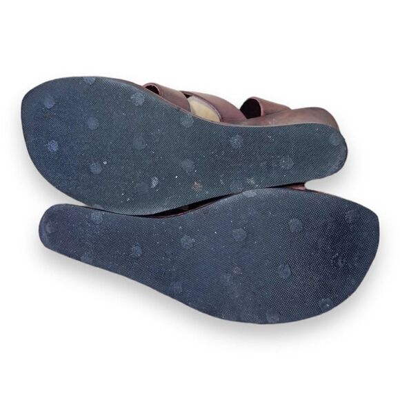 J. P. and Mattie Brown Leather Wedge Strappy Sandals Women's 6 - Picture 8 of 10